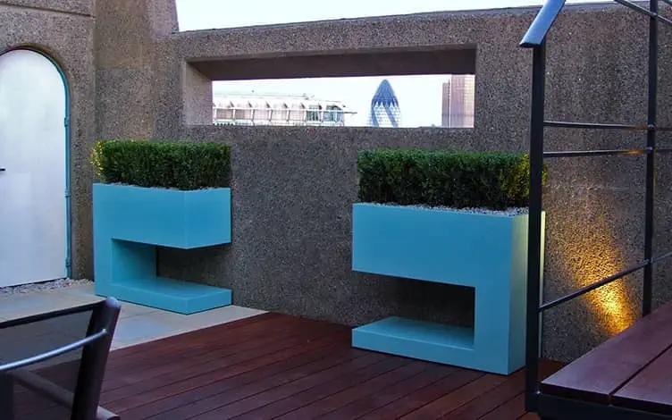 modern rooftop planters box hedging